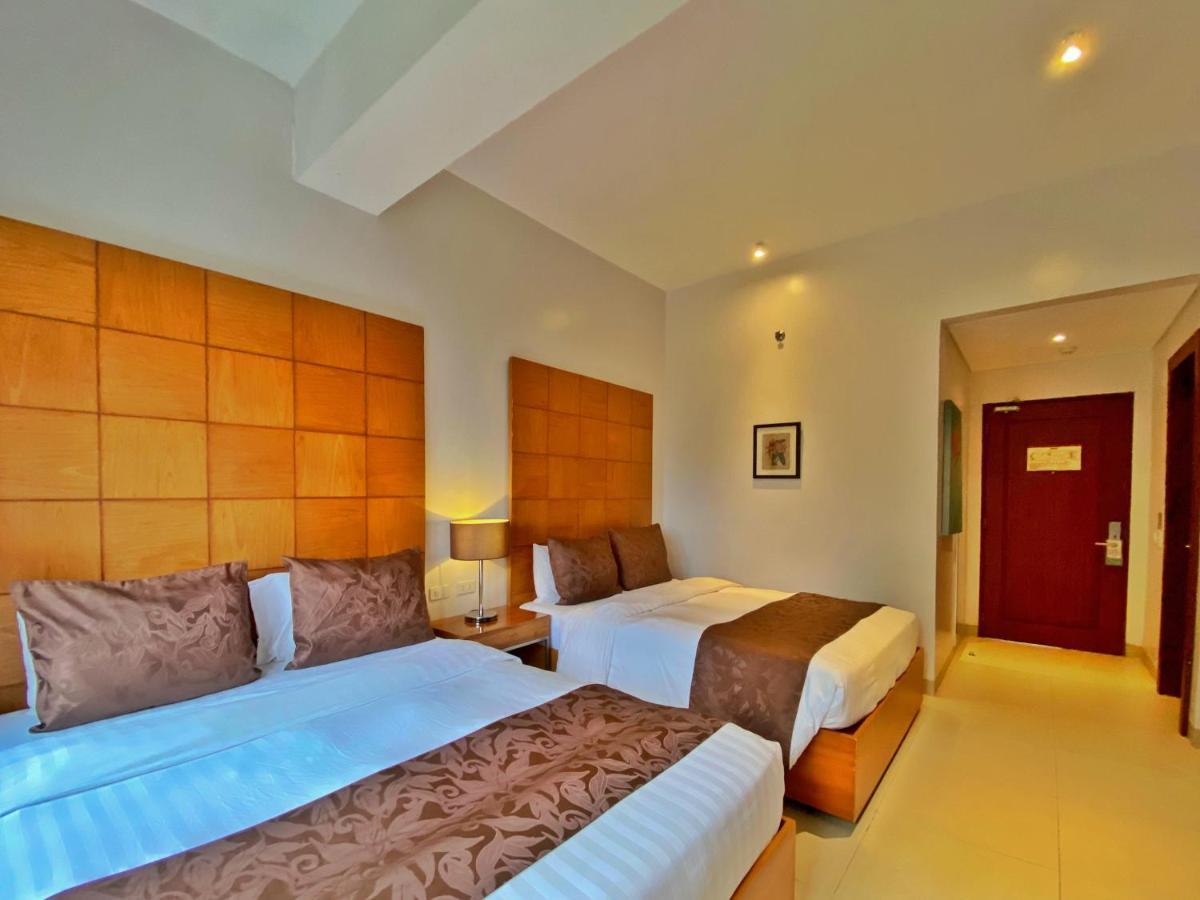 Aloha Boracay Hotel Balabag  Exterior photo